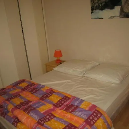 T3 Avec Balcon, 6 Couchages, Parking - Fr-1-804-16